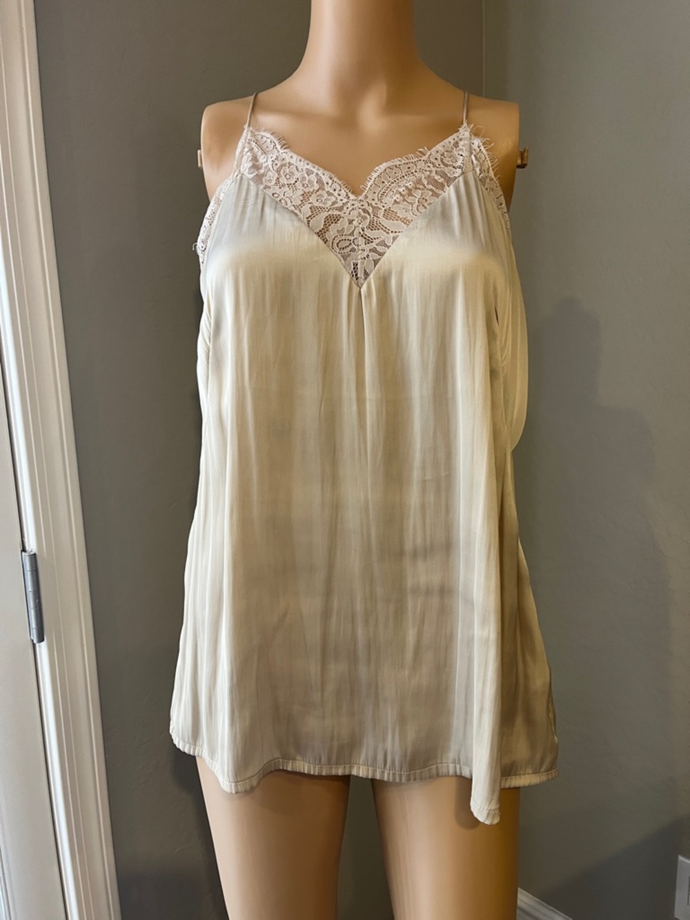 Lace Trim Cream Cami Tank 6